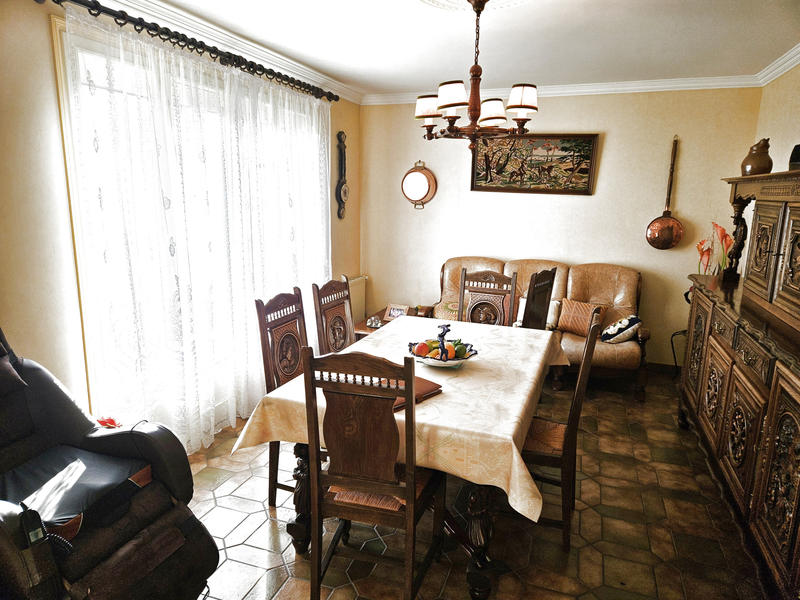 Maison - 65 m² - 7 pièces