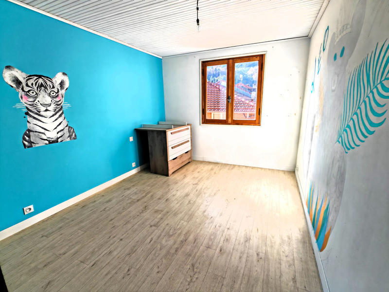 Appartement - 105 m² - 4 pièces