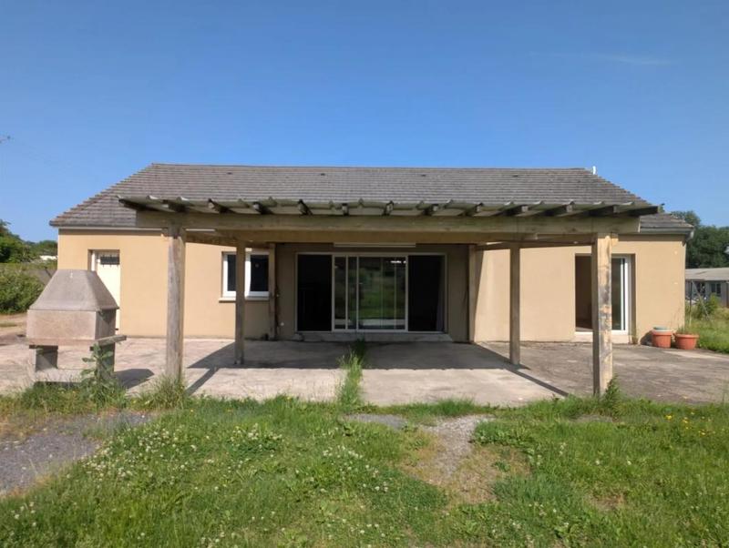 Maison - 220 m² - 9 pièces