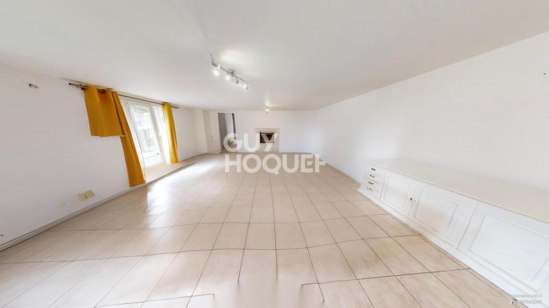 Maison - 183 m² - 5 pièces