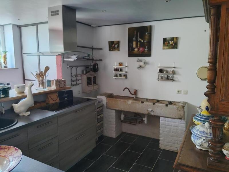 Maison ancienne - 276 m² - 10 pièces