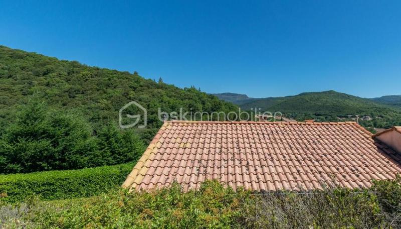 Villa - 179 m² - 6 pièces