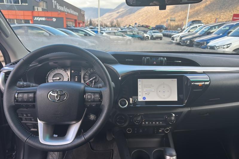 Toyota Hilux 2.8 D4-D 204 Bva Legende