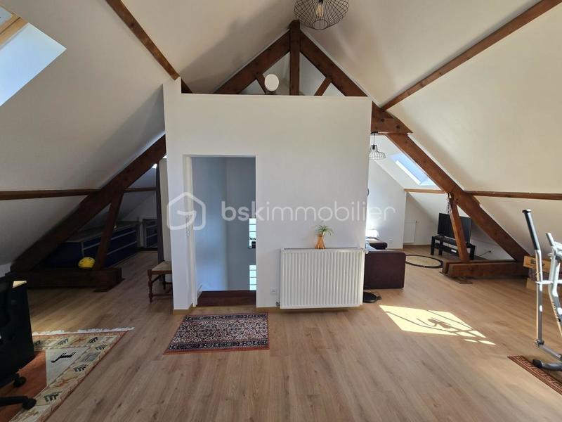 Maison - 185 m² - 7 pièces