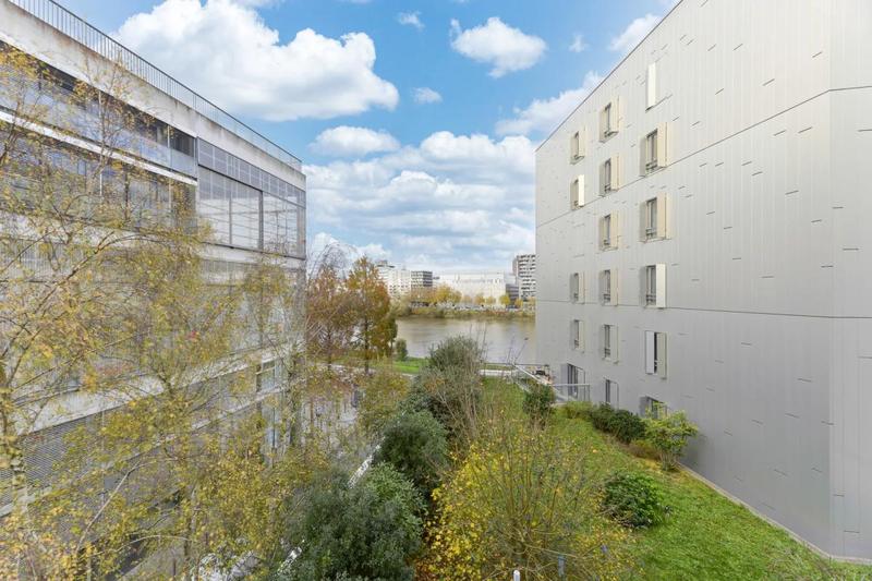 Appartement - 82 m² - 4 pièces