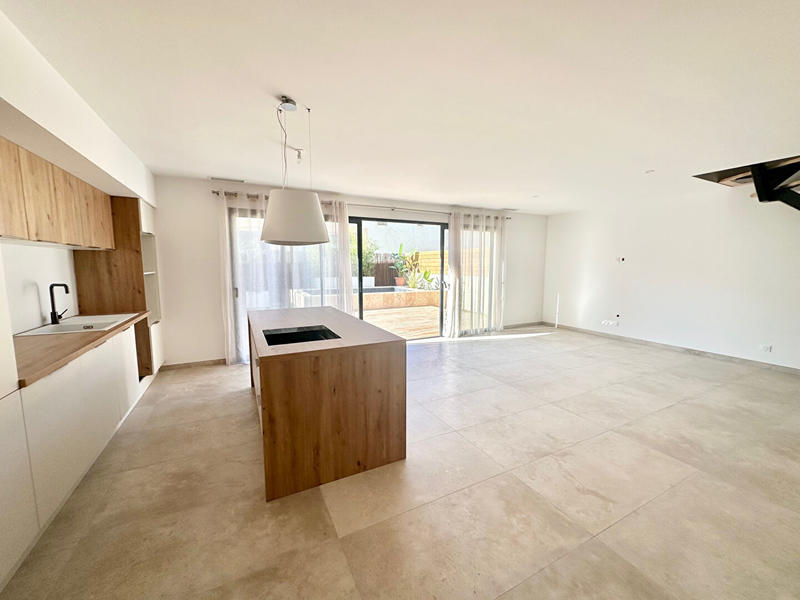 Maison - 112 m² - 4 pièces