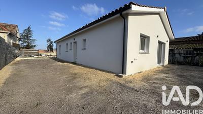 Maison - 105 m² - 4 pièces