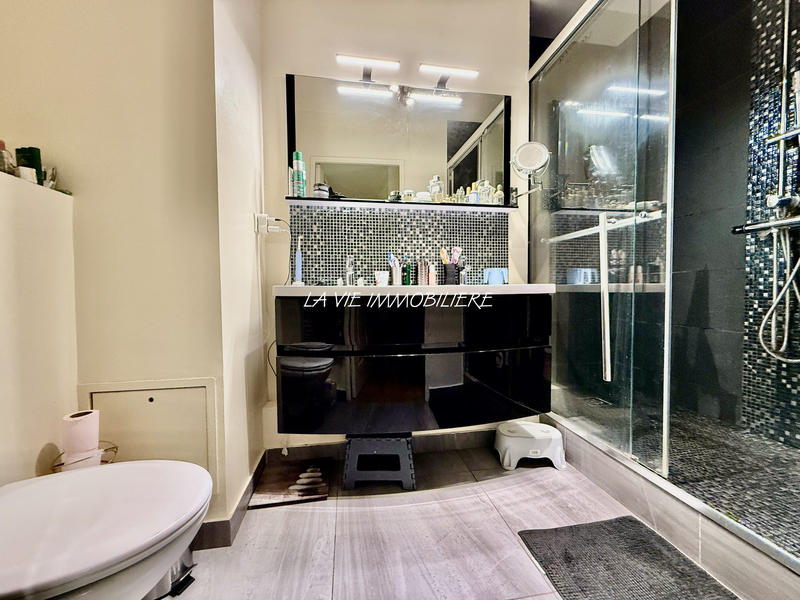 Appartement - 140 m² - 6 pièces