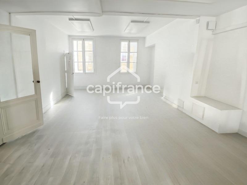 Immeuble - 245 m² - 8 pièces