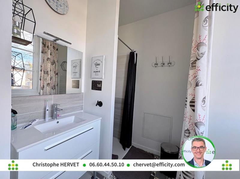 Maison - 381 m² - 11 pièces