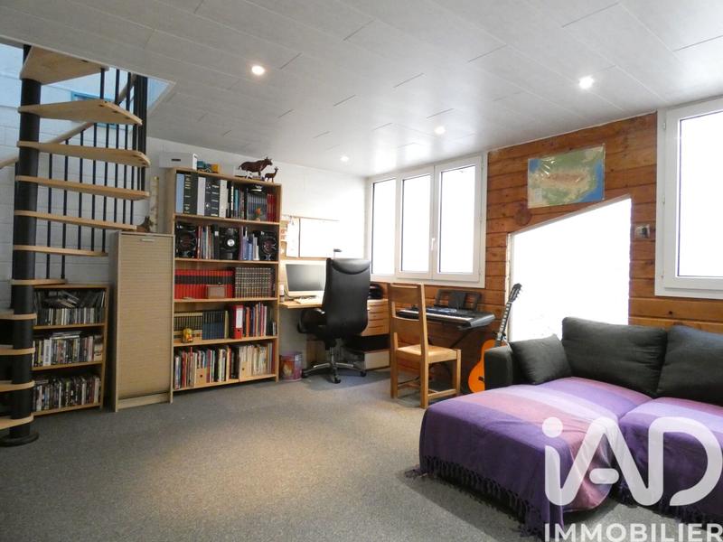 Maison - 102 m² - 5 pièces