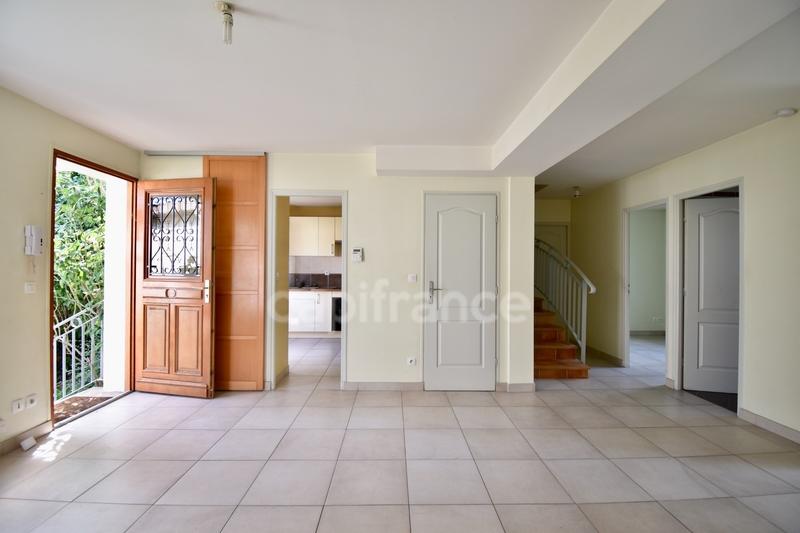 Maison - 146 m² - 6 pièces