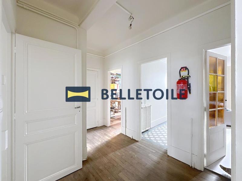 Local commercial - 127 m²