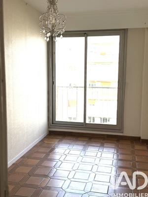 Appartement - 85 m² - 4 pièces