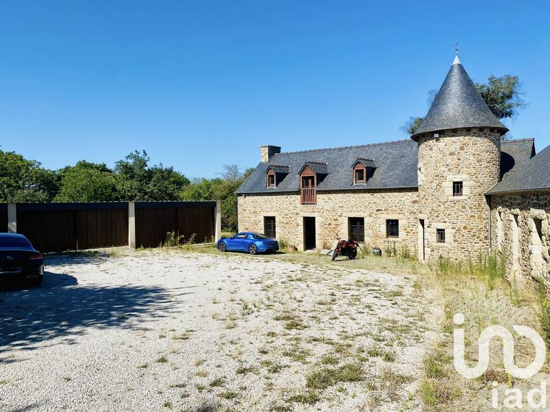 Maison - 301 m² - 11 pièces