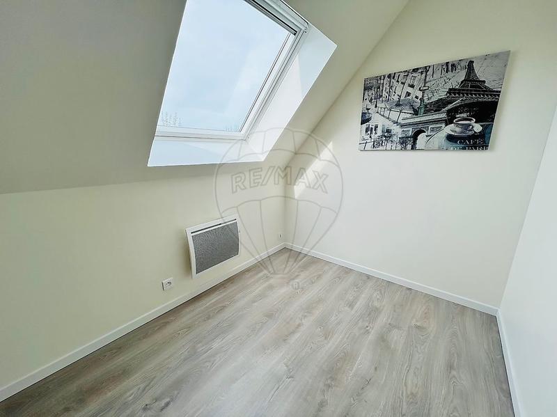 Maison - 137 m² - 6 pièces