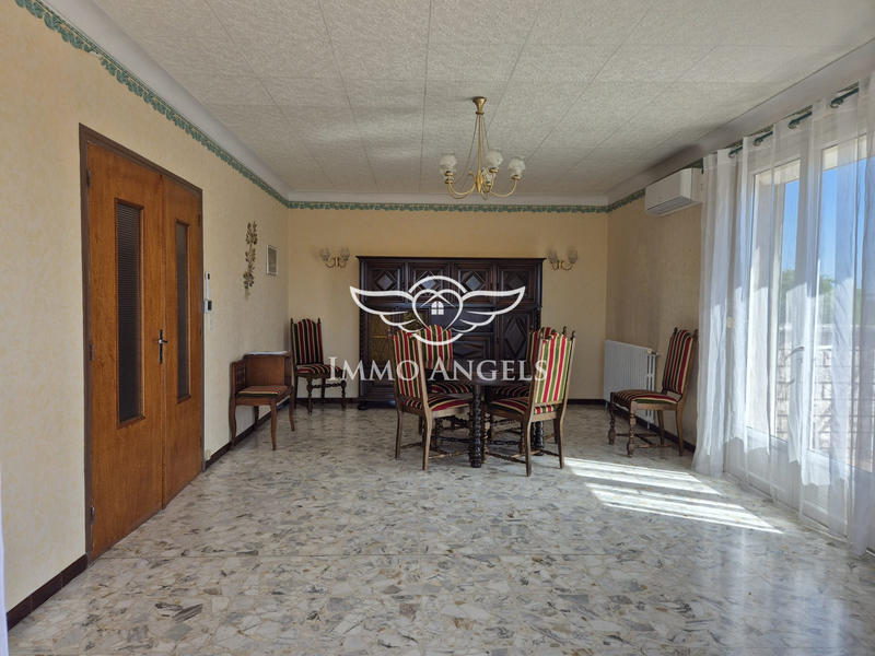 Maison traditionnelle - 154 m² - 6 pièces