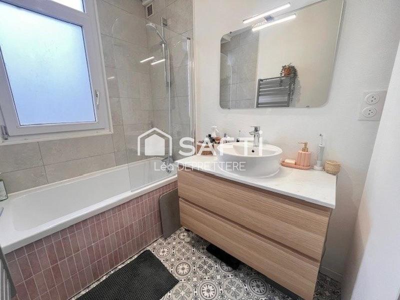 Maison de ville - 85 m² - 5 pièces