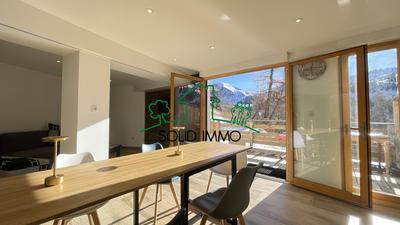 Appartement - 107 m² - 5 pièces