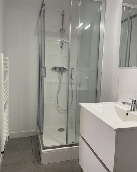 Studio - 14 m² - 1 pièce