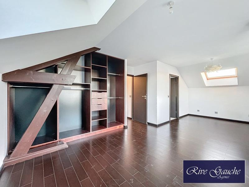 Maison - 130 m² - 4 pièces