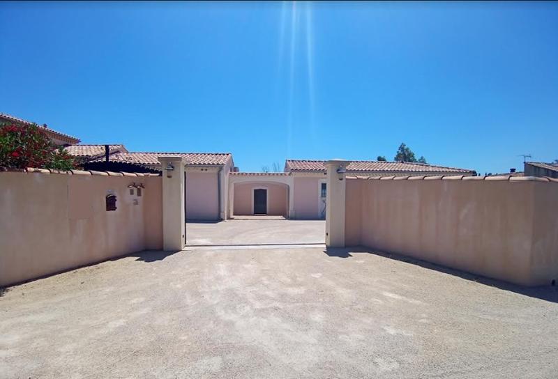 Propriété - 338 m² - 11 pièces