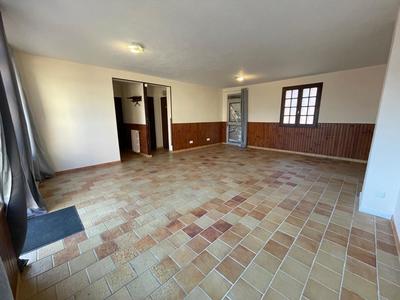 Maison - 136 m² - 3 pièces