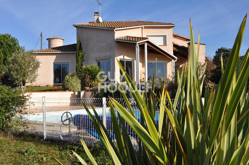 Maison - 160 m² - 5 pièces