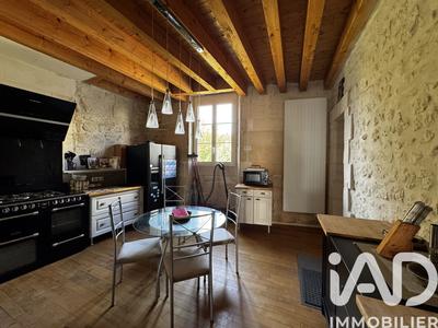 Maison de ville - 271 m² - 9 pièces