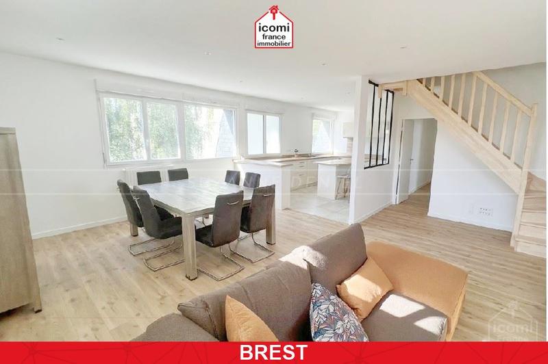 Duplex - 245 m² - 8 pièces