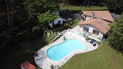 Maison - 147 m² - 7 pièces