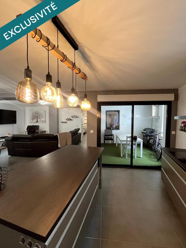 Appartement - 81 m² - 3 pièces