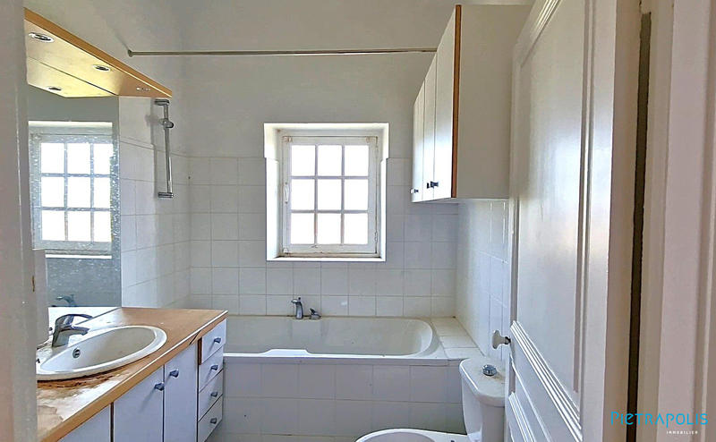 Maison ancienne - 192 m² - 5 pièces