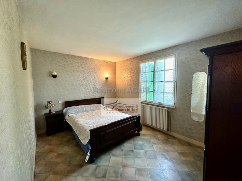 Maison - 219 m² - 13 pièces