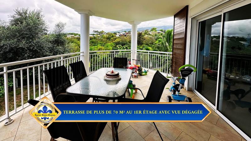 Villa - 288 m² - 6 pièces