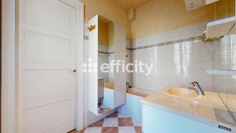 Appartement bourgeois - 110 m² - 4 pièces