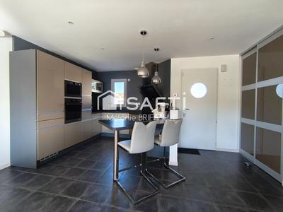 Maison - 115 m² - 4 pièces