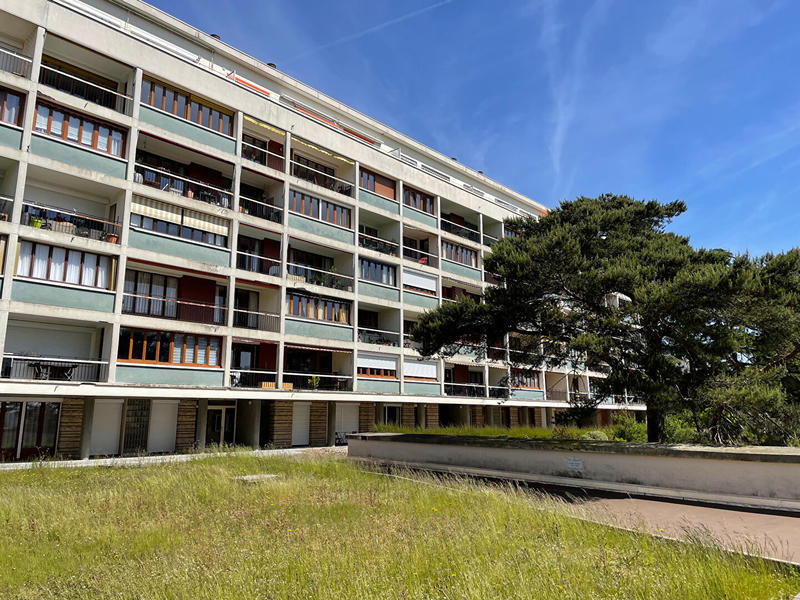 Appartement - 93 m² - 4 pièces