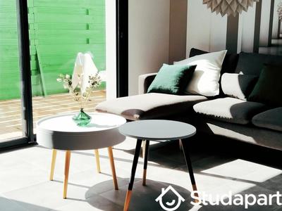 Chambre - 11 m² - 1 pièce