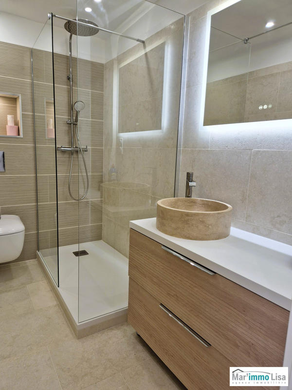 Maison traditionnelle - 76 m² - 4 pièces