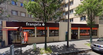 Local commercial - 740 m²
