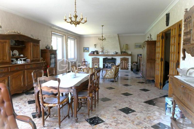 Maison de maîtres - 200 m² - 5 pièces