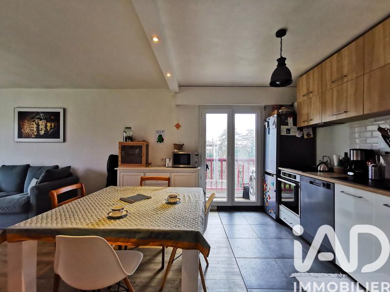 Appartement - 82 m² - 4 pièces