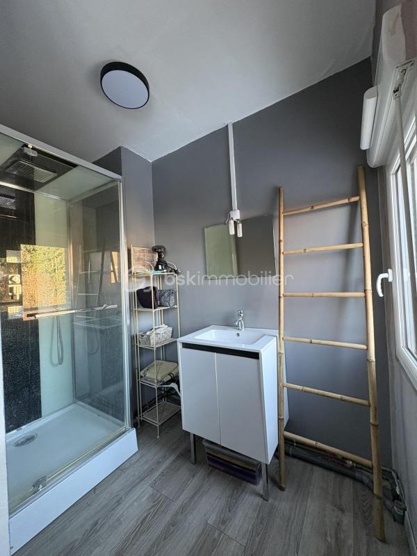 Maison traditionnelle - 105 m² - 5 pièces