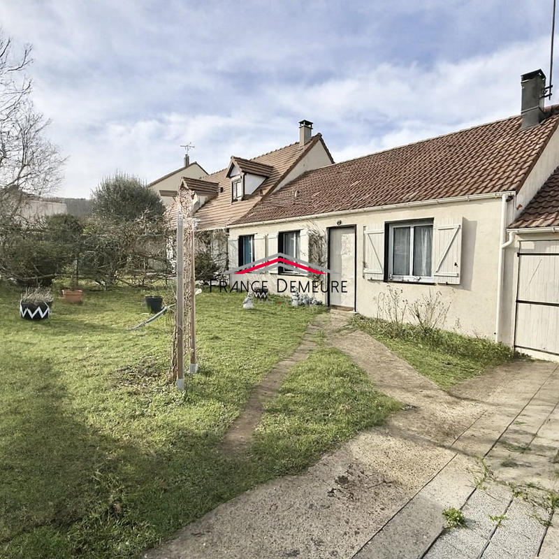 Maison - 75 m² - 5 pièces