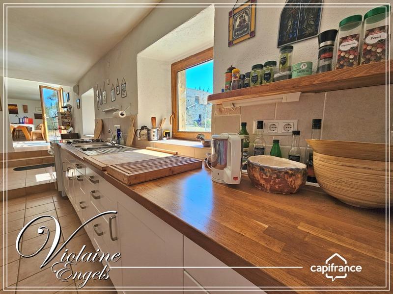 Corps de ferme - 592 m² - 14 pièces