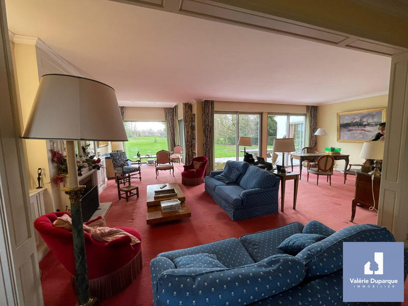 Villa - 235 m² - 7 pièces