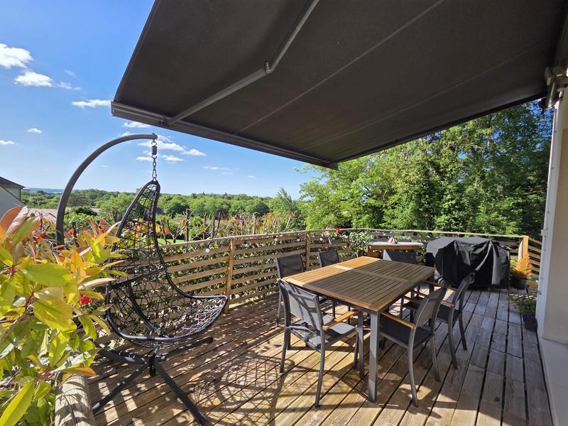 Maison - 128 m² - 7 pièces