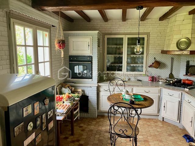 Maison - 169 m² - 8 pièces