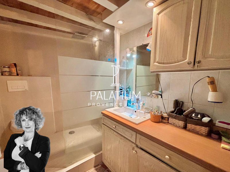 Appartement - 81 m² - 4 pièces